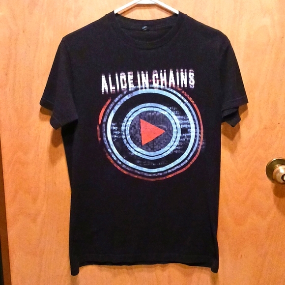 Alice in Chains concert t shirt A. large black good condition runs a bit small - Picture 1 of 6